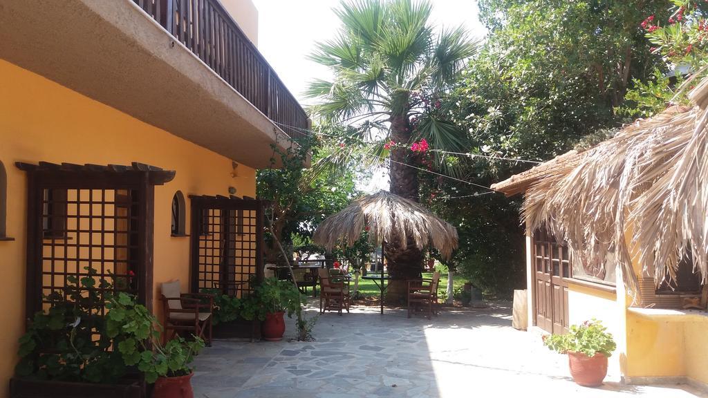 Dionisis Apartments Kounopetra Exterior foto